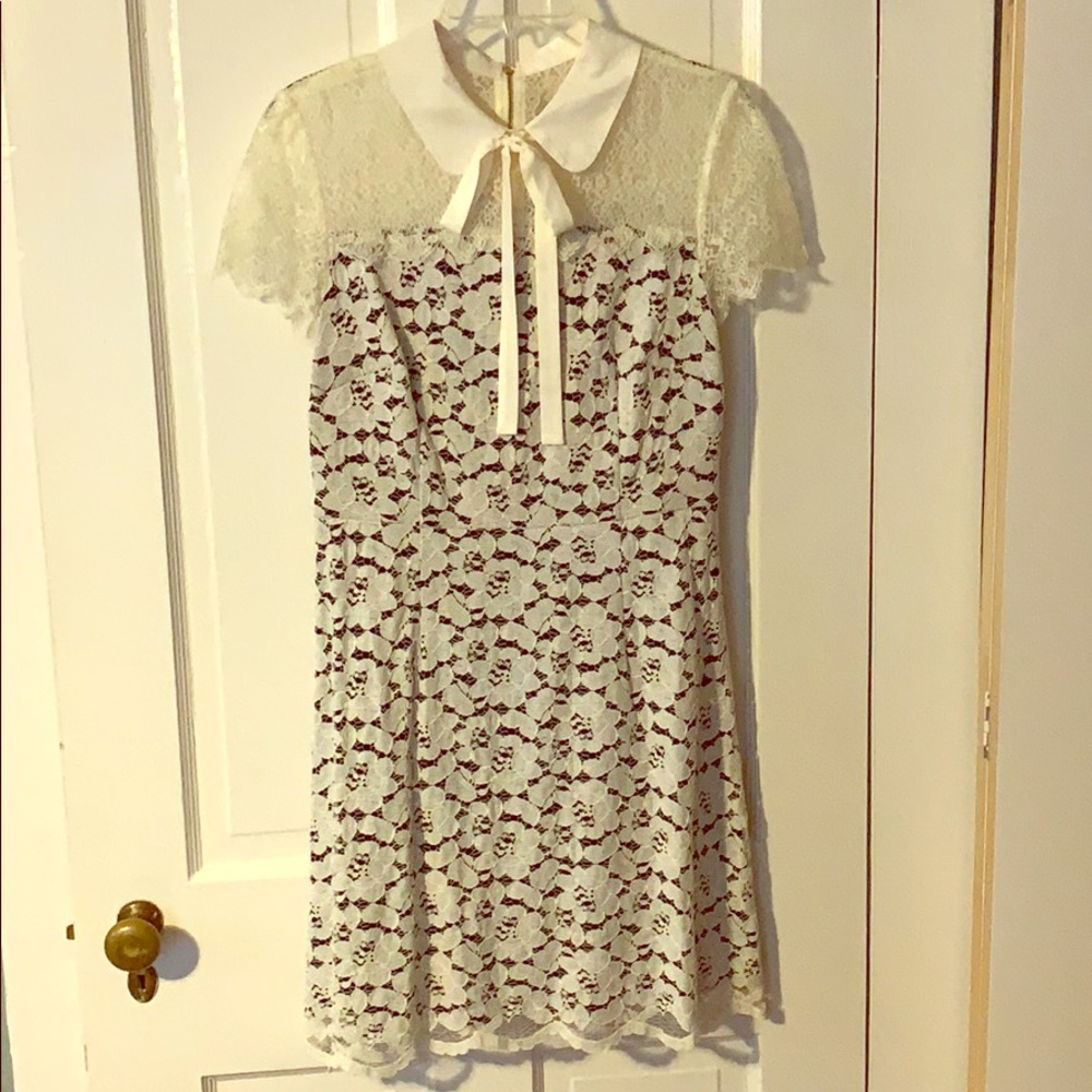 Kensie lace shift dress